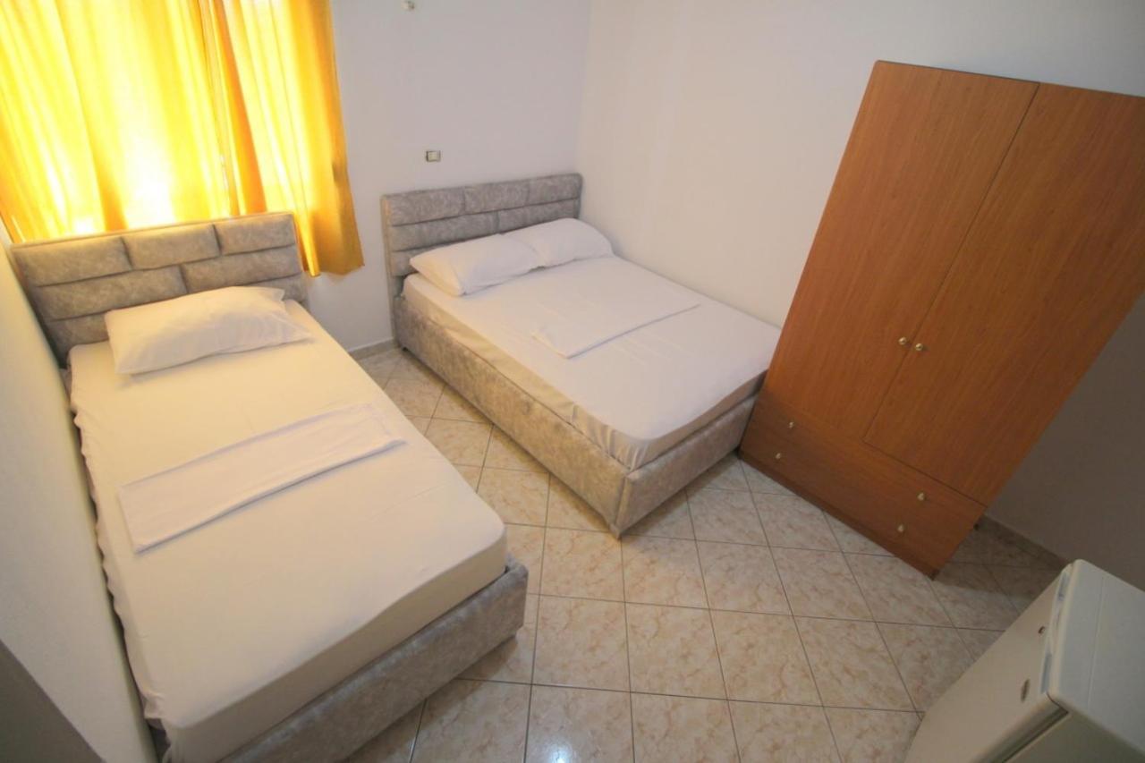 Hotel Vila Vilson Саранде Стая снимка
