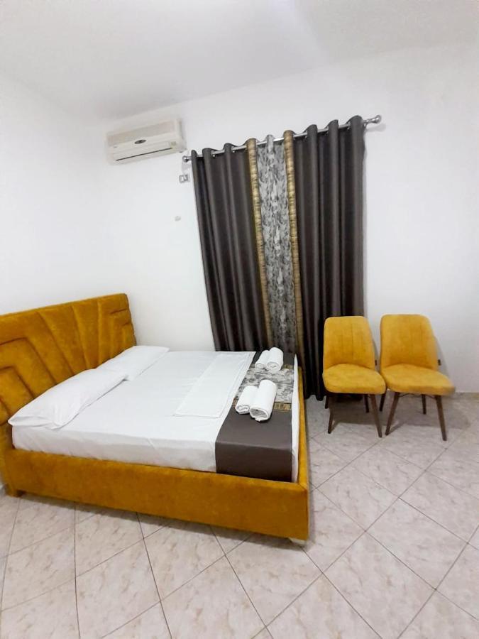 Hotel Vila Vilson Саранде Екстериор снимка