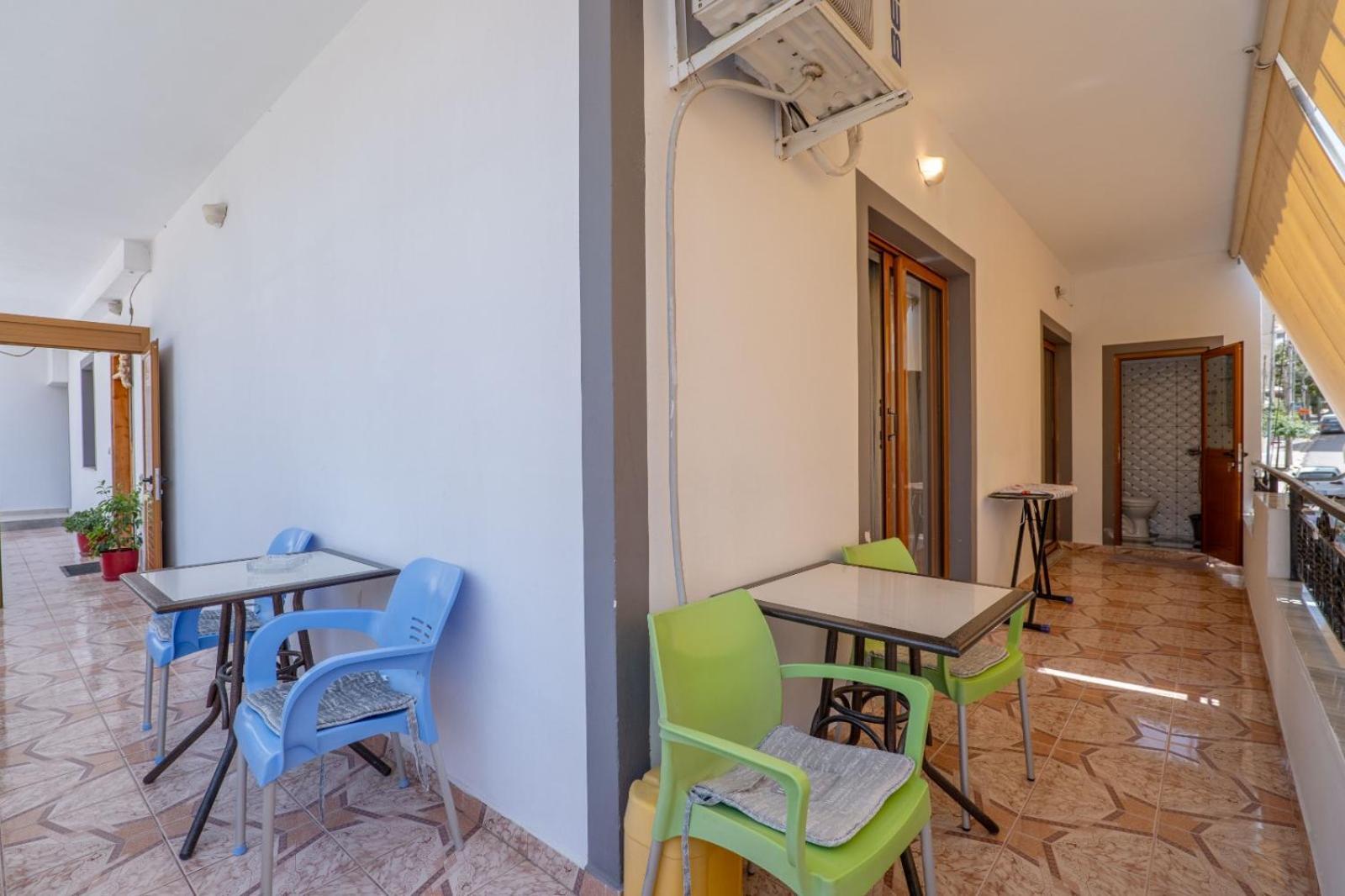 Hotel Vila Vilson Саранде Екстериор снимка